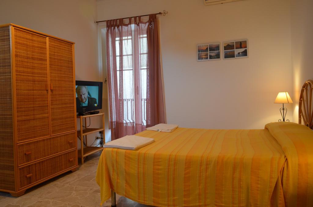 Case Vacanze Arcobaleno Λίπαρι Εξωτερικό φωτογραφία