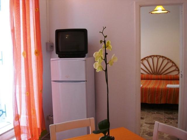Case Vacanze Arcobaleno Λίπαρι Δωμάτιο φωτογραφία